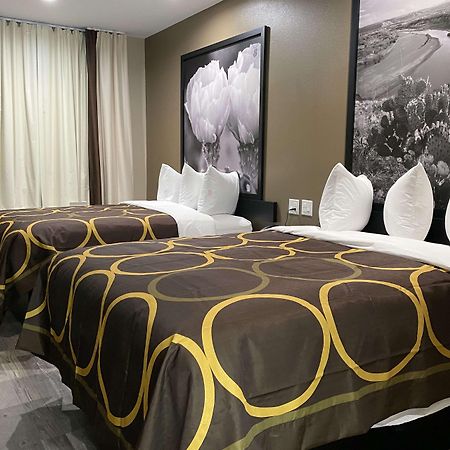 מלון Jersey Village Super 8 By Wyndham Houston Nw Beltway 8-West Rd מראה חיצוני תמונה