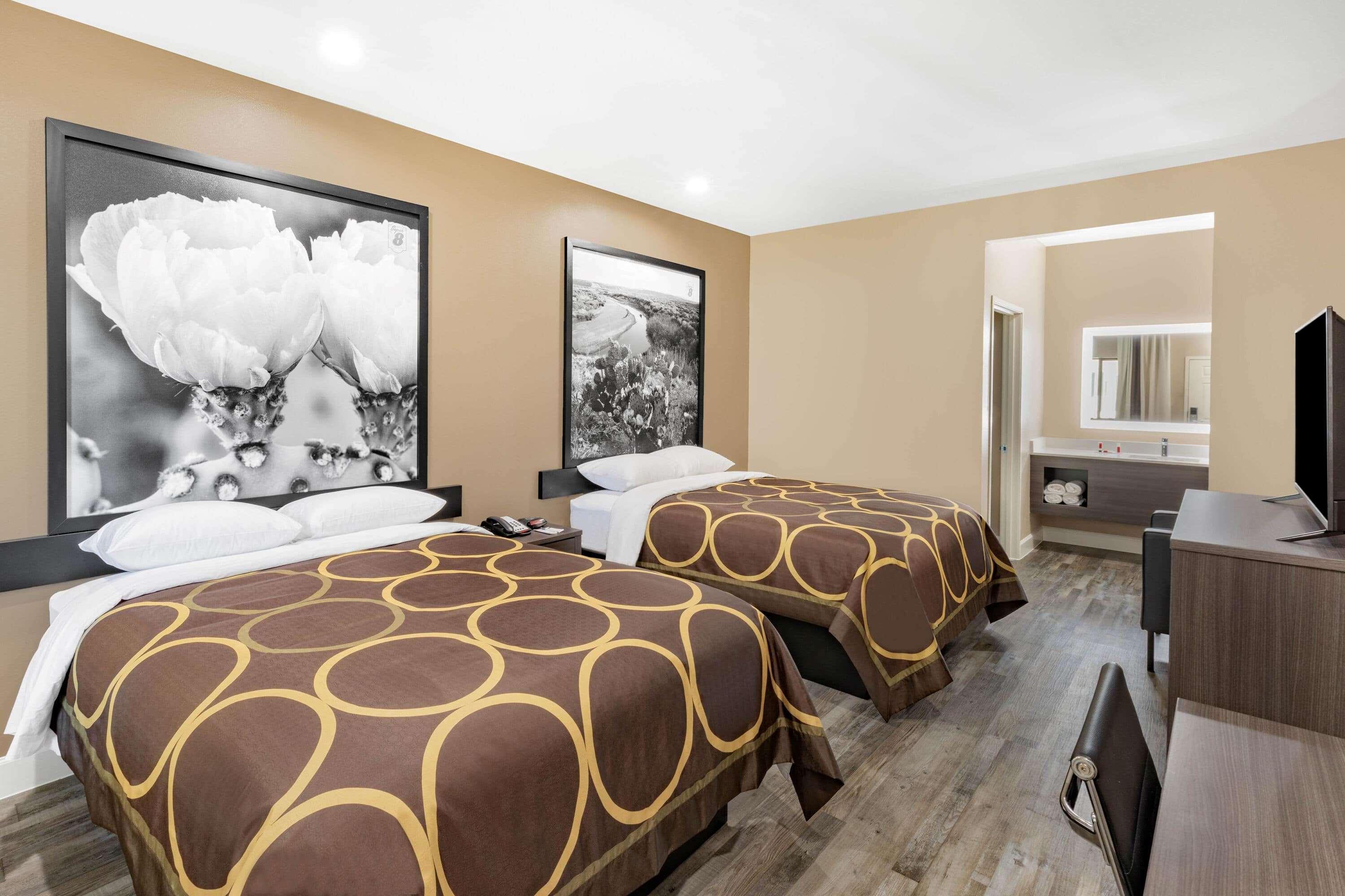 מלון Jersey Village Super 8 By Wyndham Houston Nw Beltway 8-West Rd מראה חיצוני תמונה