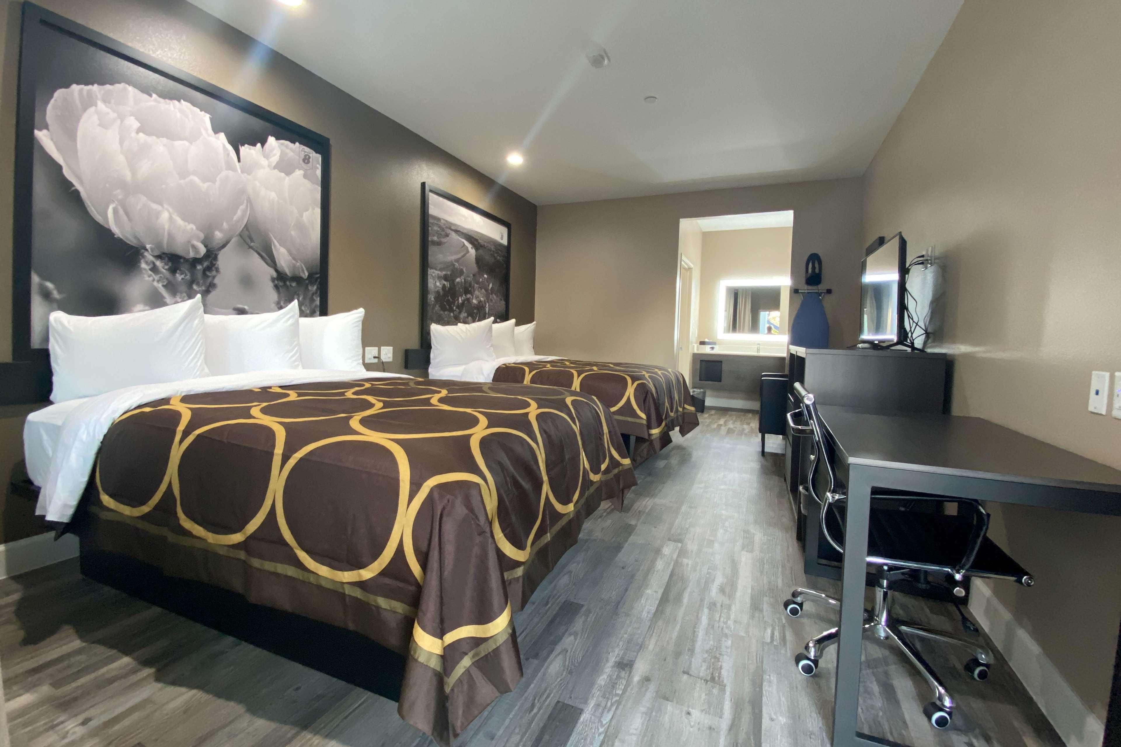 מלון Jersey Village Super 8 By Wyndham Houston Nw Beltway 8-West Rd מראה חיצוני תמונה